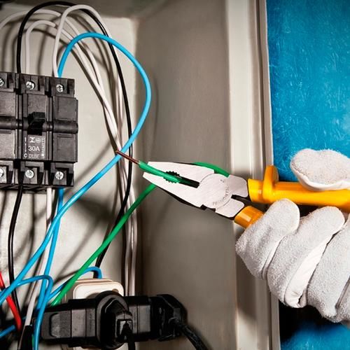 Alicate universal 8 Alicate universal 8