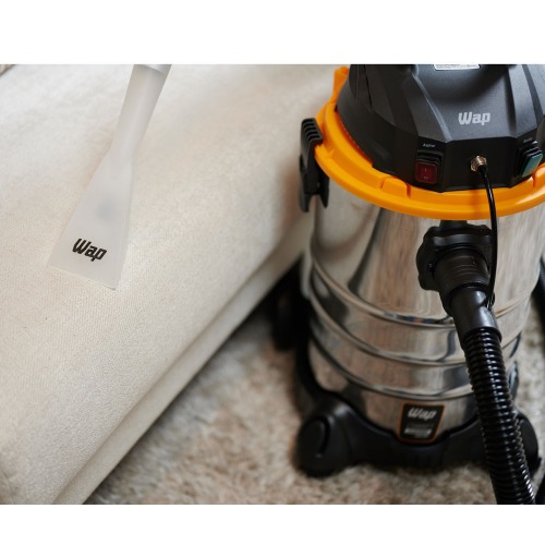 Extratora de carpete e Aspirador 30L 1.600W - CARPET CLEANER PRO 30 220V Extratora de carpete e Aspirador 30L 1.600W - CARPET CLEANER PRO 30 220V