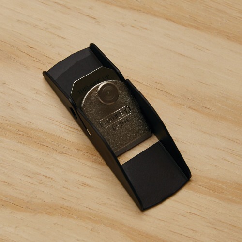 Plaina manual 90 mm para pequenos acabamentos Plaina manual 90 mm para pequenos acabamentos